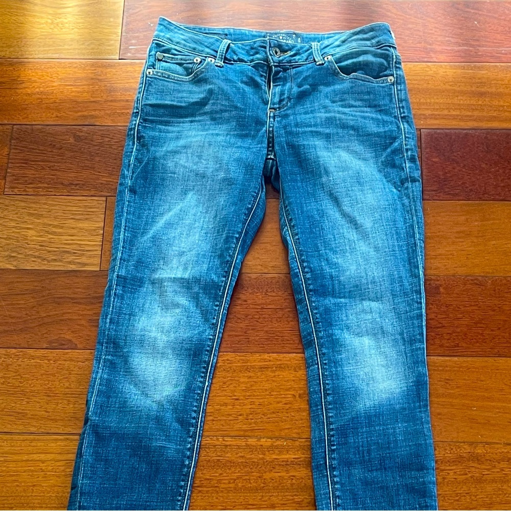 Lucky Brand Lolita Skinny 2/26 Medium wash Denim Blue Jeans.